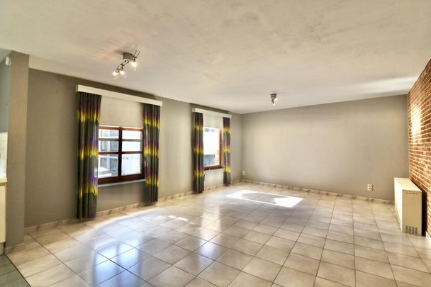 Centraal gelegen appartement met 2 slpk voor 725 EUR/mnd - Photo 1