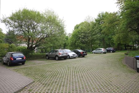 Helle Wohnung in ruhiger Kaßberglage mit Südbalkon und PKW-Stellplatz - Photo 2