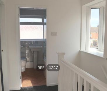 3 bedroom property to rent - Photo 2