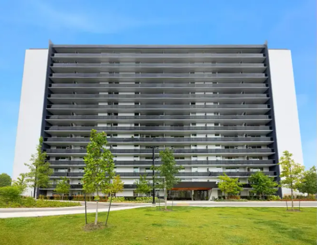 2185 Sheridan Park Dr | 2185 Sheridan Park Dr, Mississauga - Photo 1