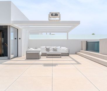 House in Nueva Andalucía, Costa del Sol - Photo 3