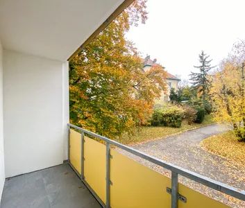Helle 3,5-Zimmer-Wohnung mit Balkon - Photo 1