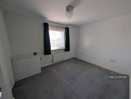3 bedroom semi-detached house to rent - Photo 4