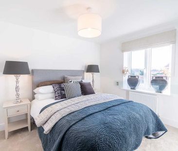 4 bedroom detached house to rent - Photo 2