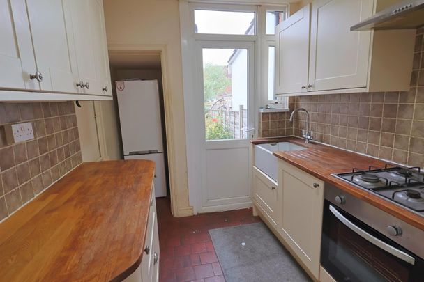 Welsh Road, Stoke, Coventry, CV2 - Three Bedroom Terrace, Quiet Location - Photo 1