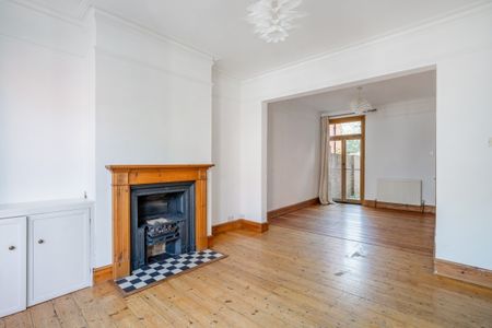 3 bedroom terraced house to rent - Photo 3