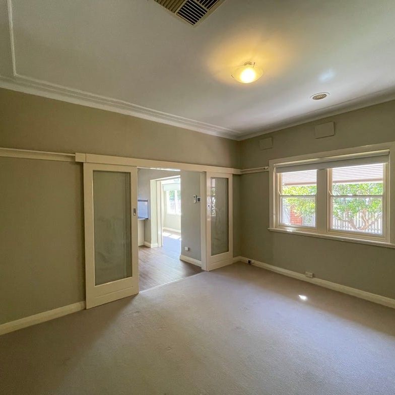 406 Buckingham Street, North Albury NSW 2640 - Townhouse For Rent | Domain - Photo 1