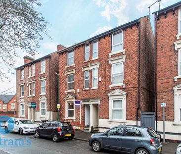 6 bed Semi-Detached House for Rent - Photo 6