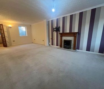 3 bedroom detached house to rent - Photo 2