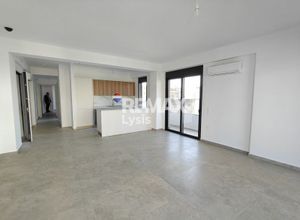 Διαμέρισμα για ενοικίαση - Γλυφάδα, - Photo 1