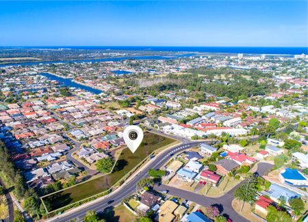 6 Month Lease in Central 2 Bedroom Unit in Maroochydore! - Photo 3