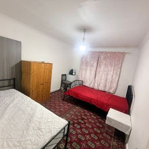 Room in a Shared House, West House, IG11 - Photo 2