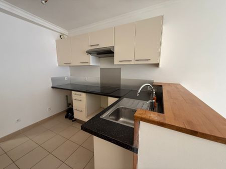 Location Appartement 2 pièces 38m² ARPAJON 91290 - Photo 2