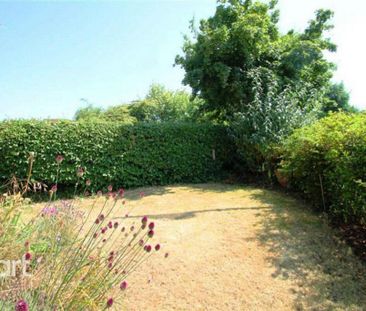 1 bedroom semi-detached house to rent - Photo 5