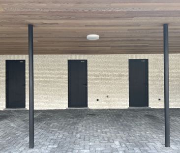 Appartement te huur in Hansbeke - Photo 1