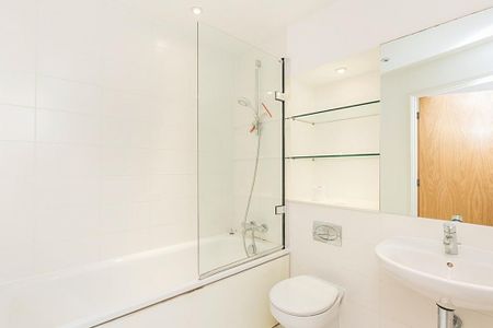 1 bedroom flat to rent - Photo 5