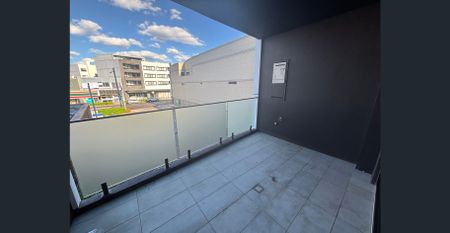 BRIGHT & CONVENIENT 2-BEDDER IN THE HEART OF FIVE DOCK! - Photo 2