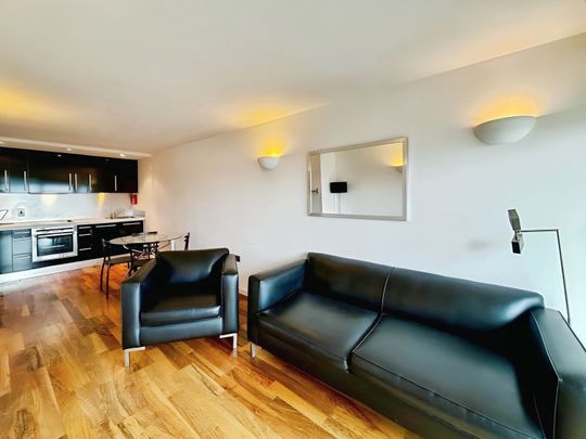 2 bedroom apartment to rent - Photo 1