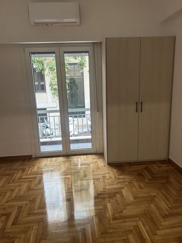 Διαμέρισμα για ενοικίαση Εξάρχεια - Νεάπολη - Photo 3