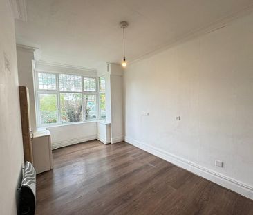 Room in a Shared House, Sheen Lane, SW14 - Photo 3