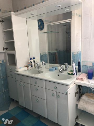 A LOUER MEUBLE SAINT SEBASTIEN SUR LOIRE T3 meublé dans maison individuelle - Photo 2