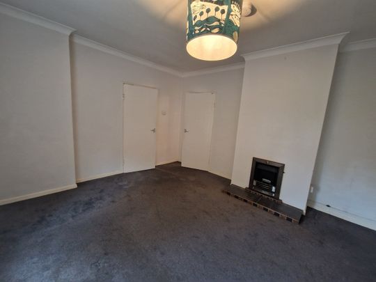 3 Bed Maisonette, Melford Court, SE22 - Photo 1