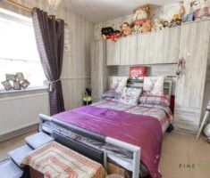 2 BEDROOM House - Mid Terrace - Photo 4