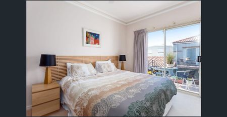 Stunning Townhouse! - Photo 4