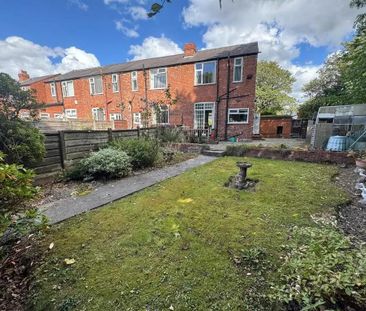 4 bedroom terraced house to rent - Photo 1