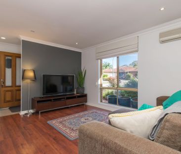 Amazing Location in a Quite Street - Photo 6