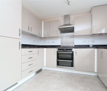 3 bedroom end of terrace house to rent - Photo 6