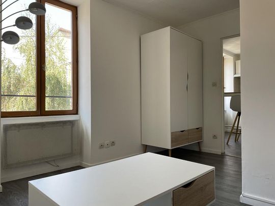 Appartement T1 - rue Jules Janin à Roanne - 21.90 m² - Photo 1