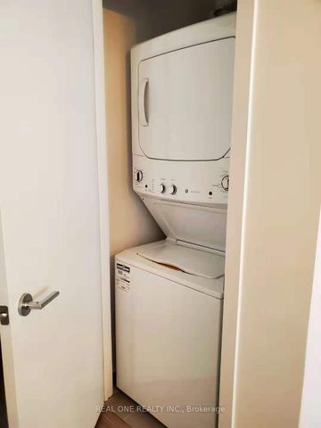 For Lease - 4065 Confederation Parkway Unit# 1907, Mississauga, Ontario - Photo 4