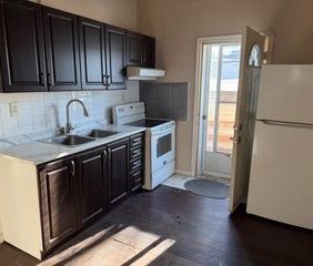 For Lease - 26 Harvey Street, Hamilton, Ontario - Photo 4