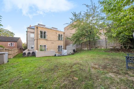 Thurlow Park Road, London, SE21 - Photo 4