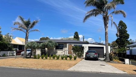 Modern Beach House - Photo 2