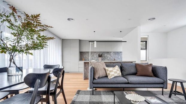 10 Queen Street, Fitzroy North VIC 3068 - Photo 1