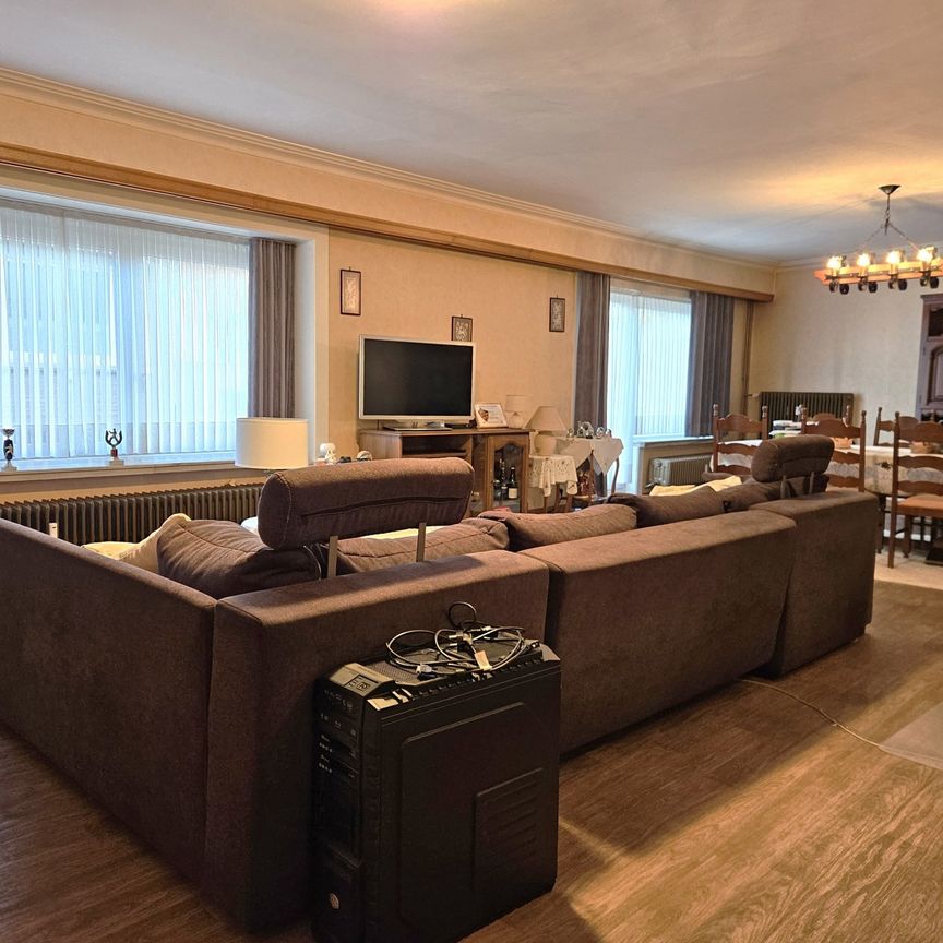 Ruim en licht appartement nabij centrum Beerse - Foto 1