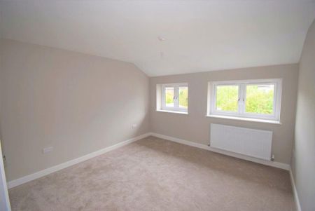 1 bedroom terraced house to rent - Photo 2