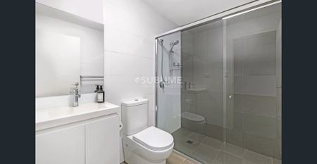 Spacious Ground Floor Entertainer - Photo 4