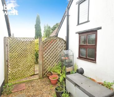3 bedroom terraced house to rent - Photo 6