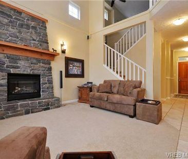 Bright, elegant 4 bed, 3 bath home in Sooke (Sunriver) - Photo 1