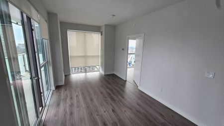 For Lease - 4130 Parkside Village Drive Unit# 1906, Mississauga, Ontario - Photo 2