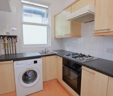 1 bedroom property to rent - Photo 4