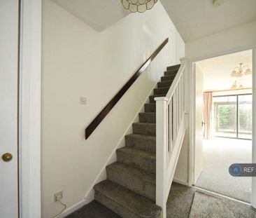 2 bedroom end of terrace house to rent - Photo 6