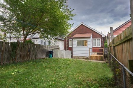 For Lease - 356 Cedarvale Avenue, Toronto, Ontario - Photo 2