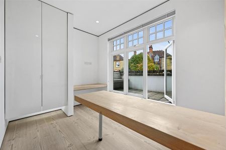 2 bedroom semi-detached house to rent - Photo 3