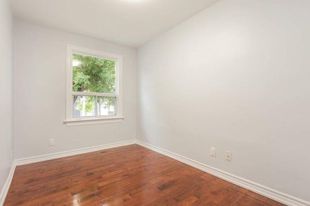 For Lease - 208 Manning Avenue, Toronto, Ontario - Photo 5