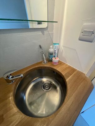 1 Bed House Boat, Rope Street, SE16 - Photo 1