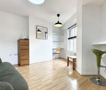 1 bedroom flat to rent - Photo 3